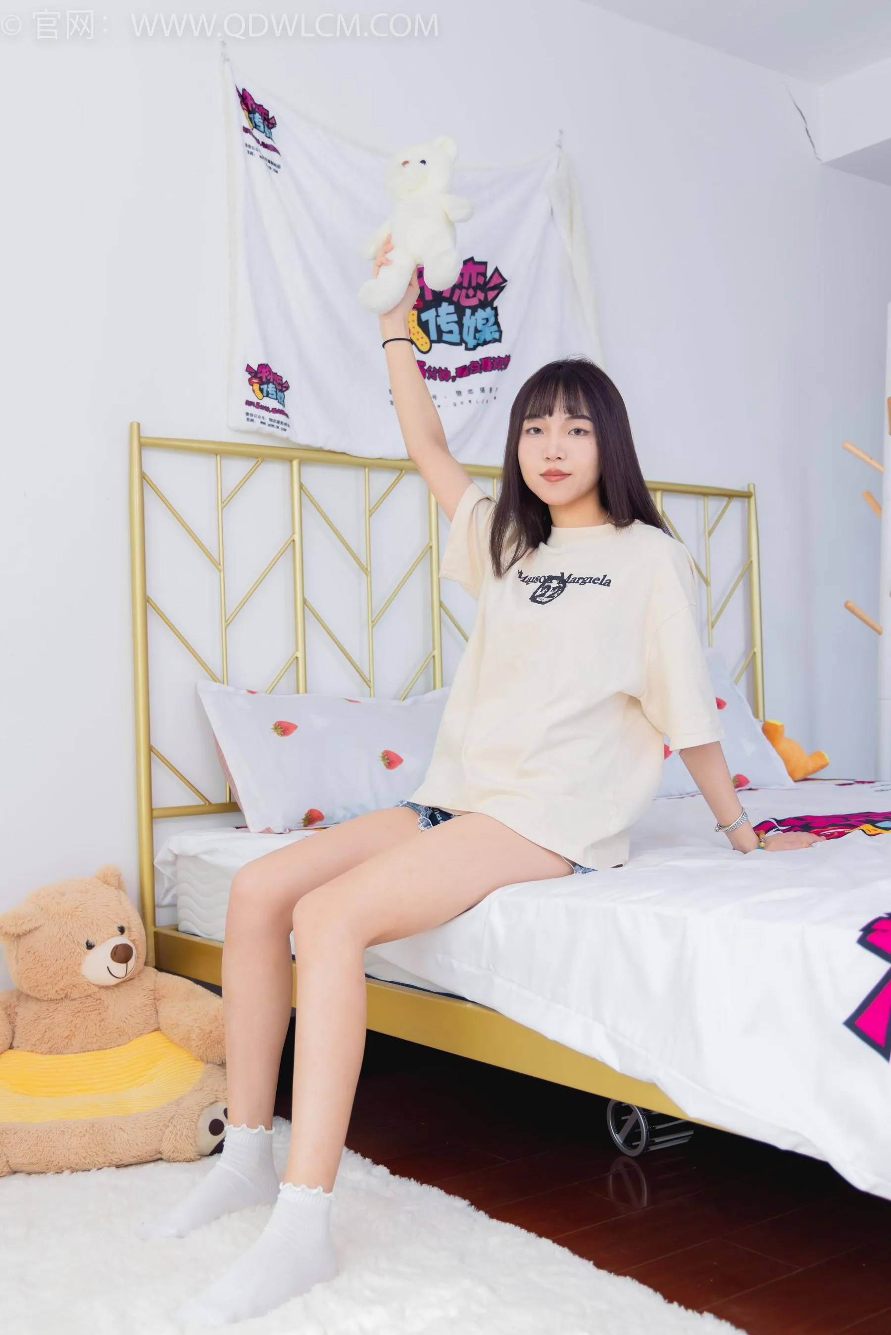 物恋传媒 NO.1506 琪琪-冷月光 [151P]插图4